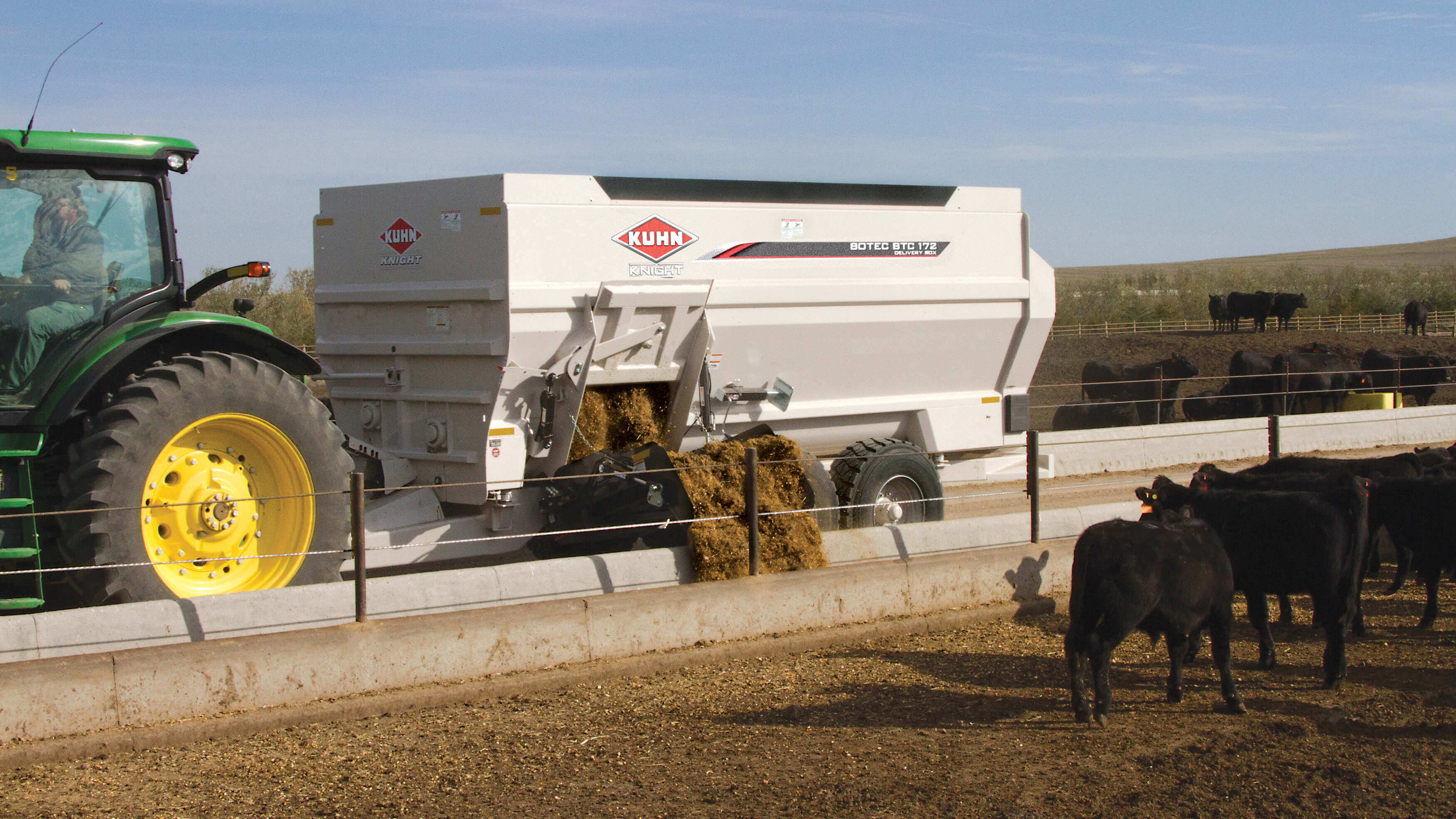 Standard transport box 100 cm with a 4FARMER truck