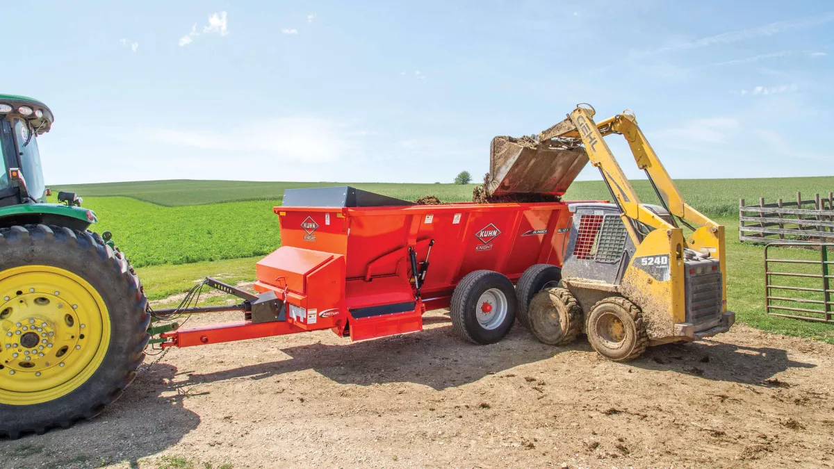 KUHN Knight SL 100 Series ProTwin® Slinger® Manure Spreaders | KUHN