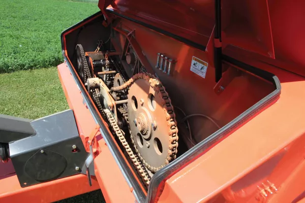 KUHN Knight SL 100 Series ProTwin® Slinger® Manure Spreaders | KUHN